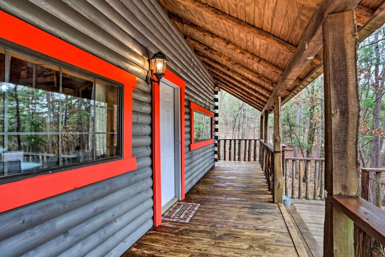 Broken Bow Log Cabin With Fire Pit, Pond, And Deck! Exterior foto